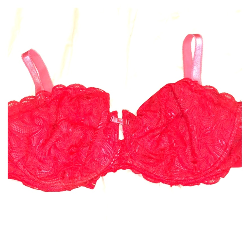 42 H red bra